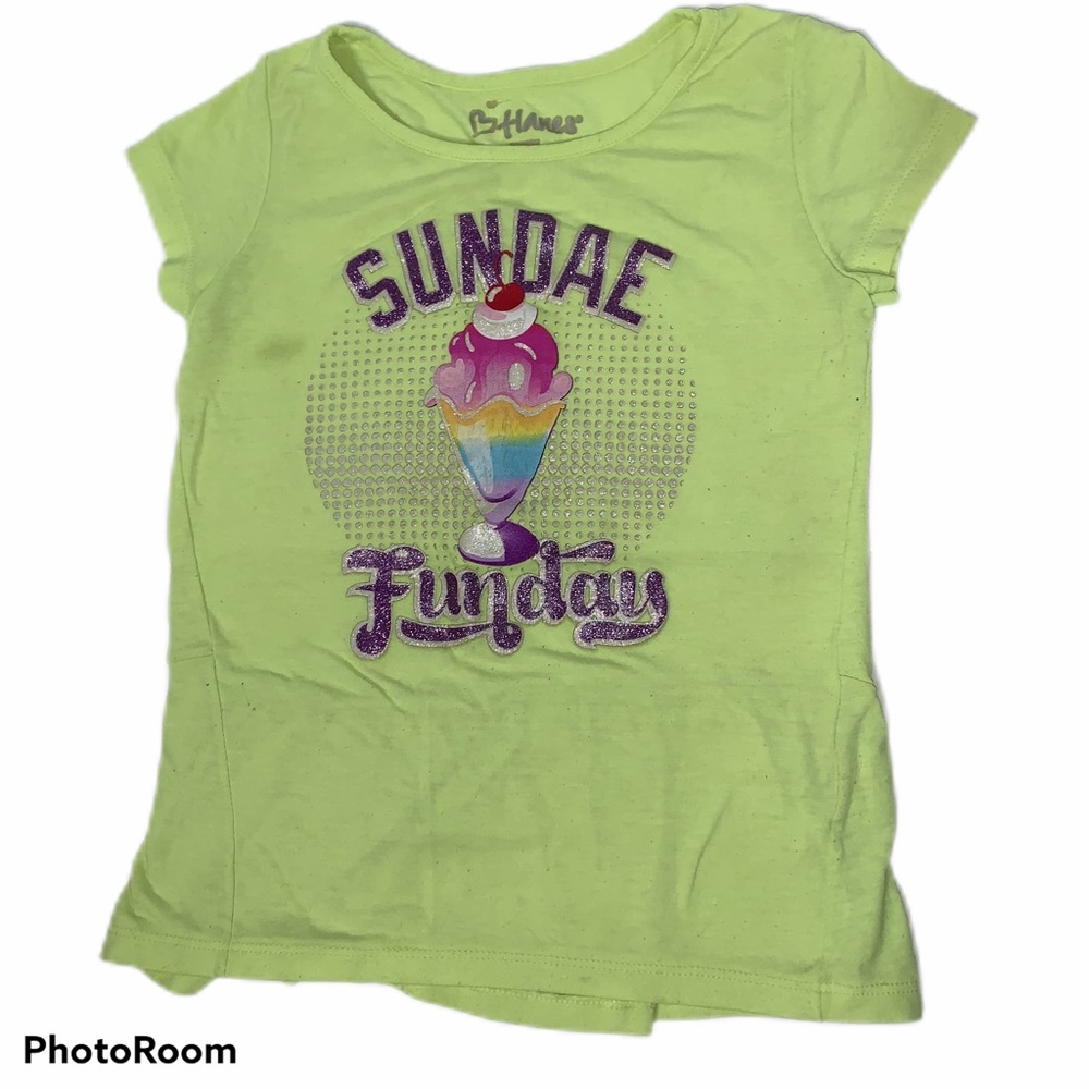 Hanes girls size 6-7 “Sunday Funday” T-shirt.